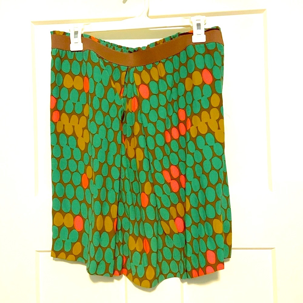 Mini skirt with front pockets
